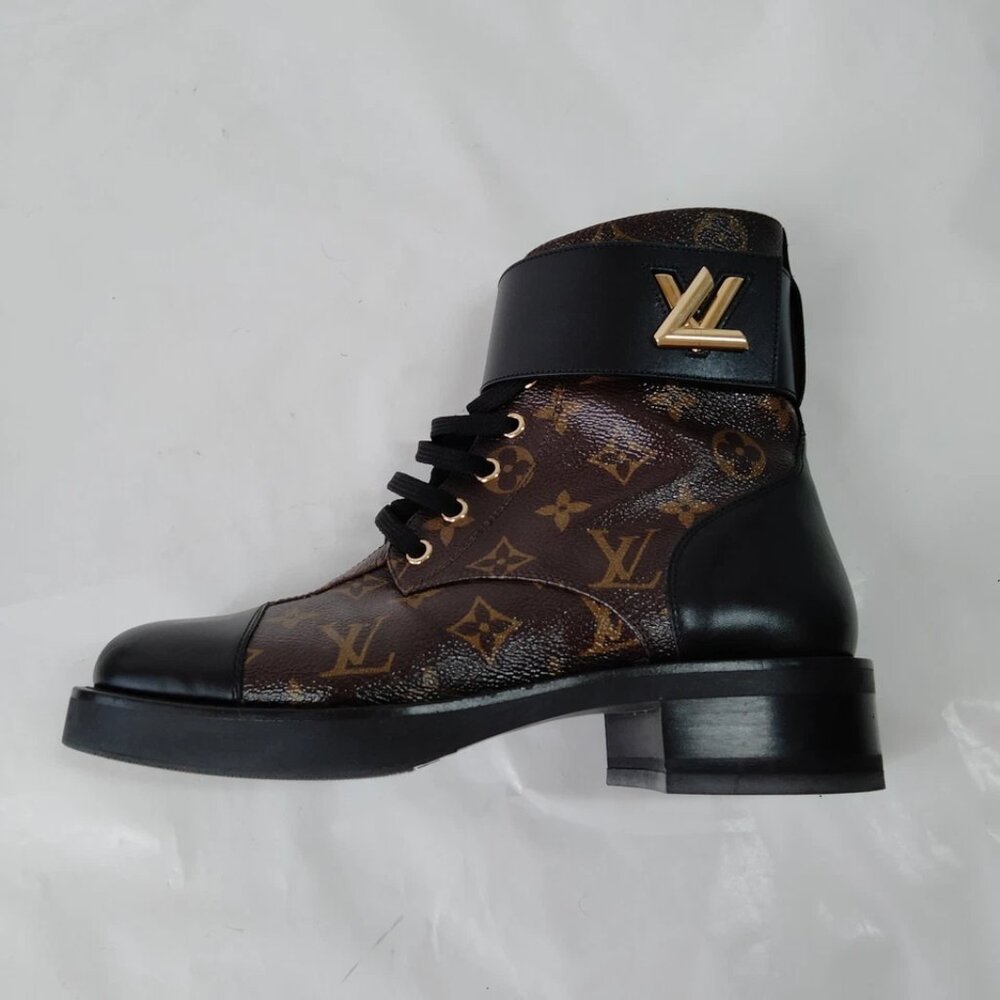 Louis Vuitton Boots Women Browns Leather (calf) 510-081425 - Picture 3 of 9